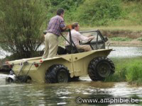 Véhicule amphibie :Sortie de l'eau 